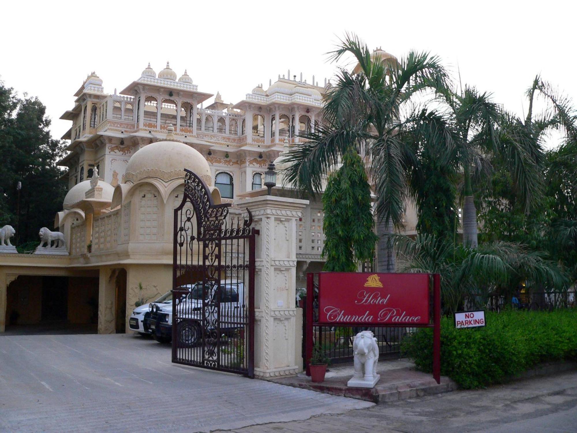 Chunda Palace Udaipur Exteriör bild