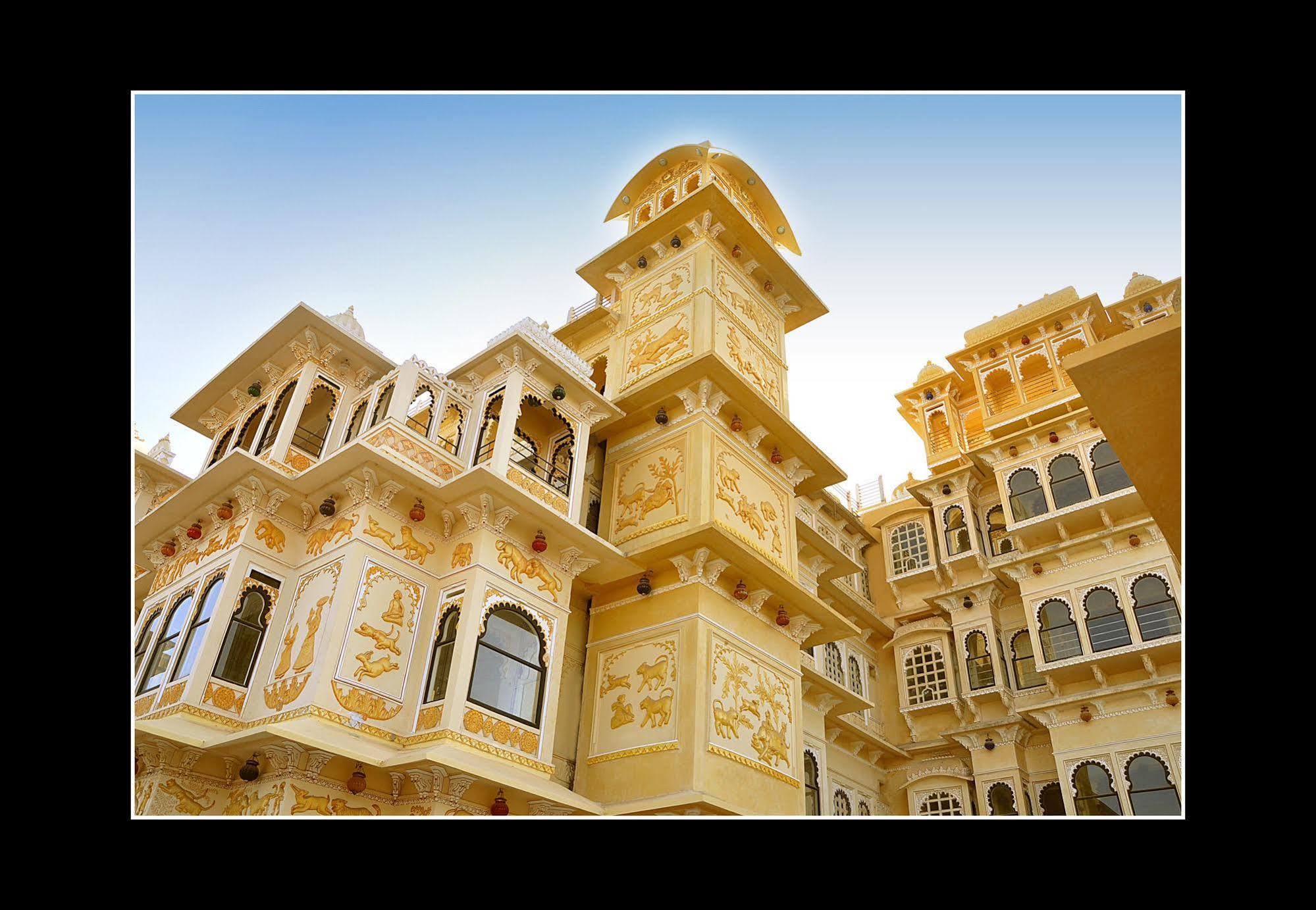 Chunda Palace Udaipur Exteriör bild
